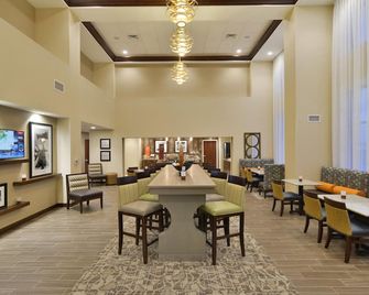 Hampton Inn & Suites Chippewa Falls - Chippewa Falls