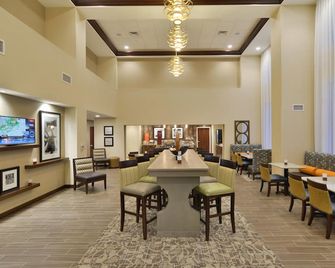 Hampton Inn & Suites Chippewa Falls - Chippewa Falls