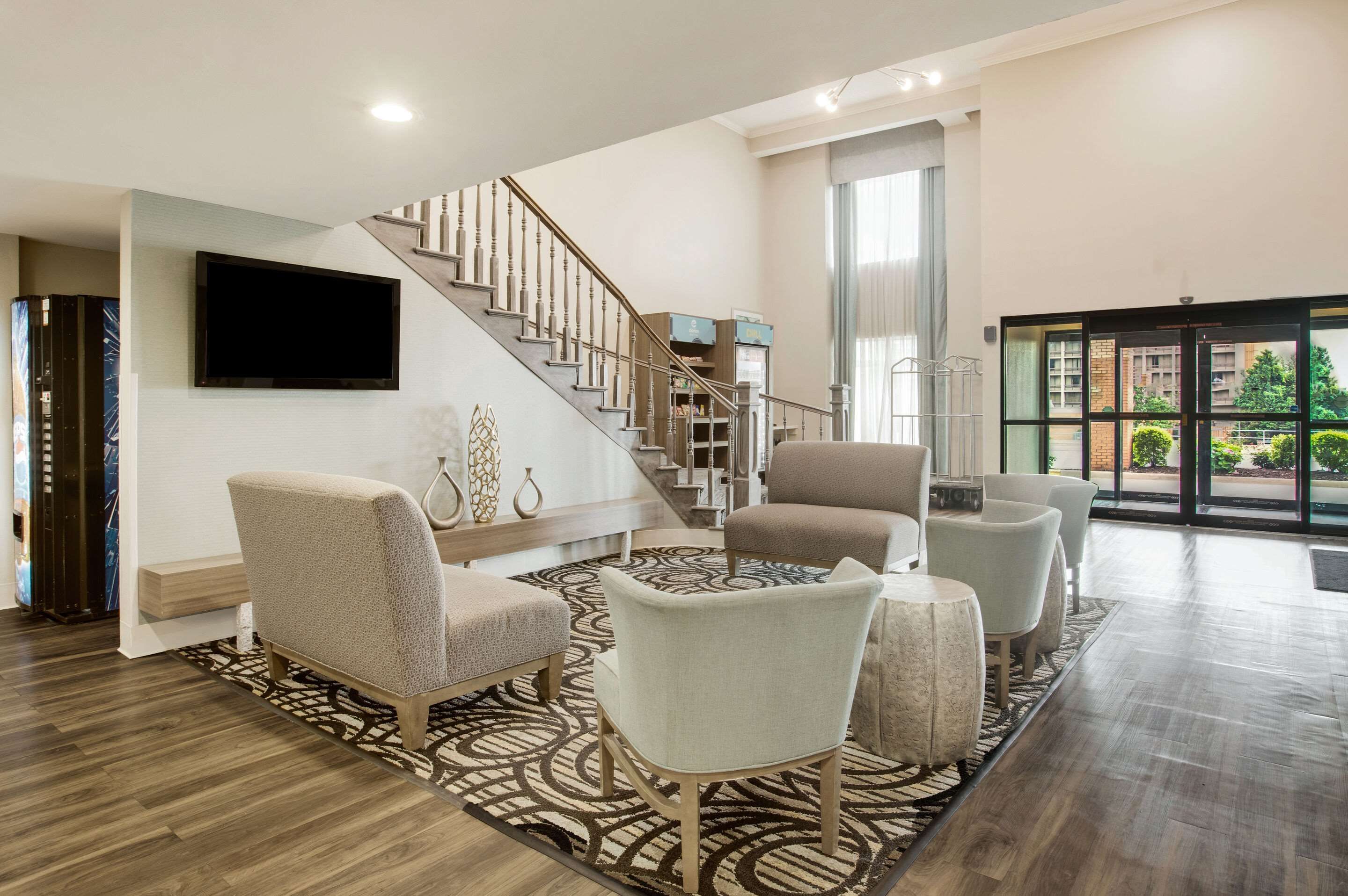 Clarion Pointe Atlanta Airport College Park - College Park - Лоббі