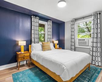 Walk To Mohegan!05mi-modern 3br Home Getaway - Norwich - Bedroom