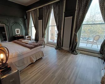 Rooms on The Prom - Cheltenham