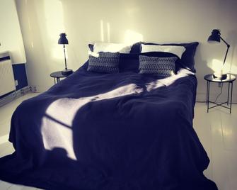 Katrinelund Bed and Breakfast - Tikøb - Slaapkamer