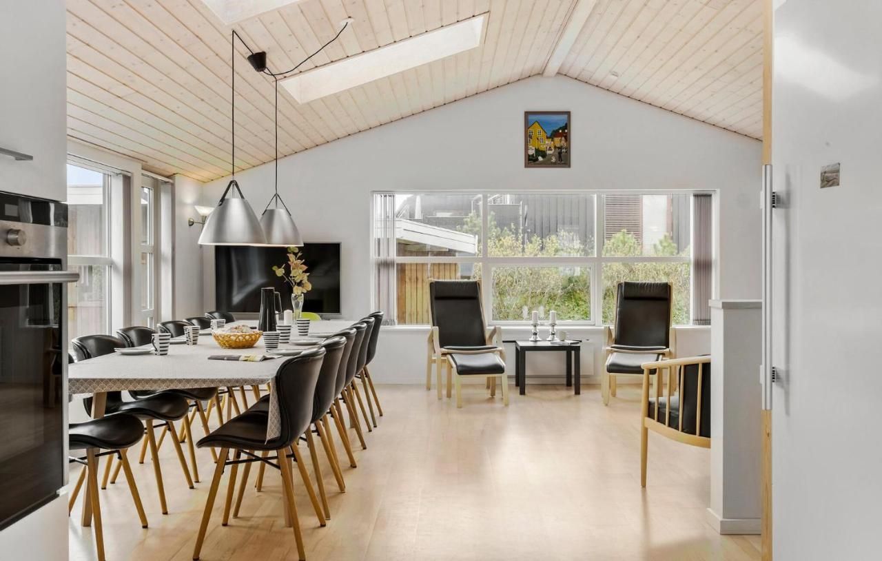 4 Bedroom Cozy Home In Hjørring – Lonstrup