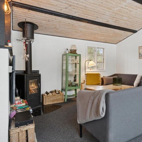 Cosy Beachfront Holiday Home For Families – Nakskov
