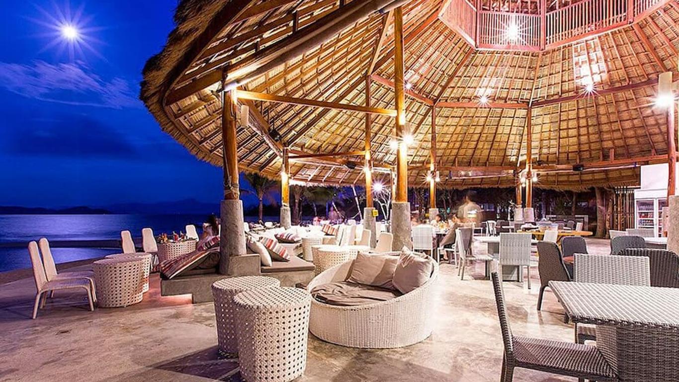 ذا بلو سكاي ريزورت كوه بايام