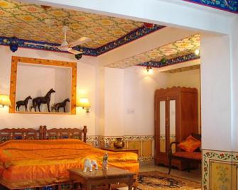 Haveli Braj Bhushanjee Heritage Hotel - Bundi - Habitación