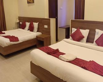 Hotel Sonas - Tiruchirappalli - Bedroom
