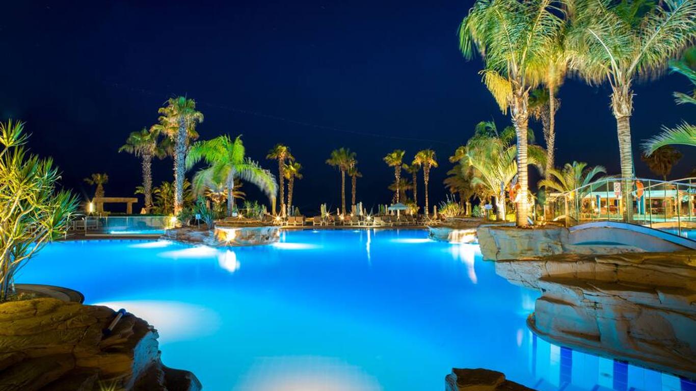 ليوناردو سيبريا باي - بسعر شامل جميع الخدمات