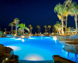 Leonardo Cypria Bay - Paphos - Pool