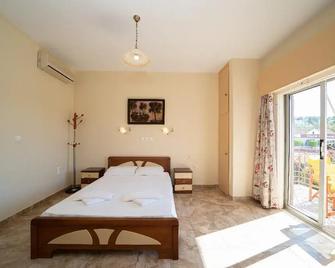 Lorenzo House Apartments - Lassi