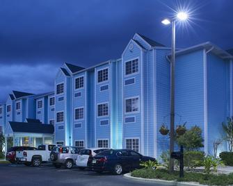 Microtel Inn & Suites by Wyndham Port Charlotte/Punta Gorda - Port Charlotte - Byggnad