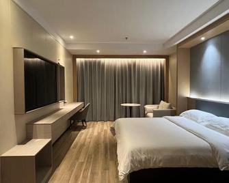 Fuzhou Kingston Hotel - Fuzhou - Bedroom