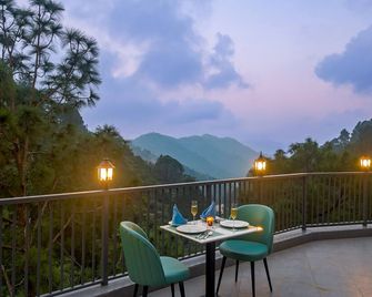 Sterling Ameris Kasauli - Kasauli - Balcón