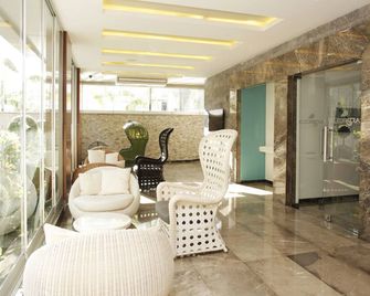 Kleopatra Suit Hotel - Alanya - Lobby