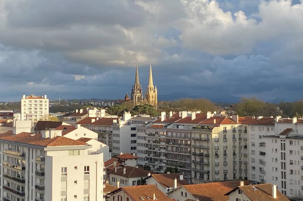 Okko Hotels Bayonne Centre thumbnail 3