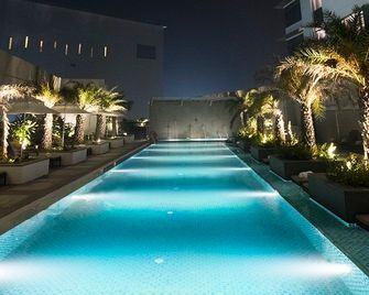 Taj Swarna, Amritsar - Амрітсар - Басейн