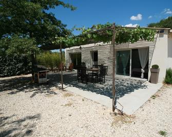 Villa With Private Pool In The Countryside Near The Village - Mazan - Patio