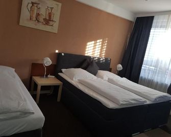 Hotel Wandsbek Hamburg - המבורג - חדר שינה