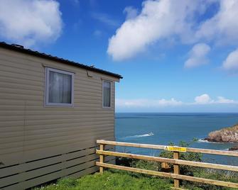 Sandaway Beach Holiday Park - Ilfracombe - Balcony