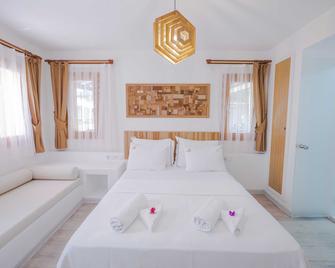 White Orange - Sigacik - Schlafzimmer