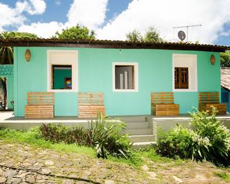 Ilha Hostel - Fernando de Noronha - Edificio