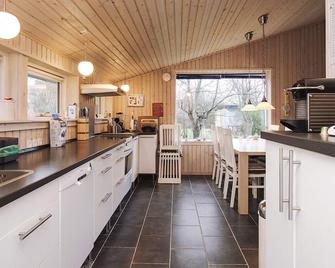6 person holiday home in Slagelse - Slagelse - Küche