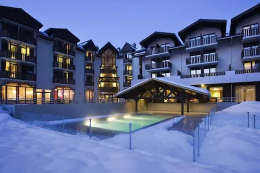 Hôtel Les Aiglons Chamonix - שאמוני מון-בלאן - בניין