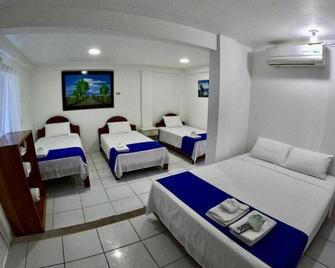 Galápagos Isabela Hotel Loja - Puerto Villamil - Bedroom