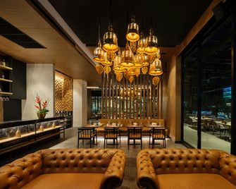 Holiday Inn Resort Krabi Ao Nang Beach, An IHG Hotel - Krabi - Restaurang
