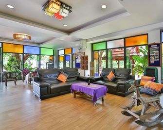 Boonme Heritage Hotel - 彭世洛 - 大廳