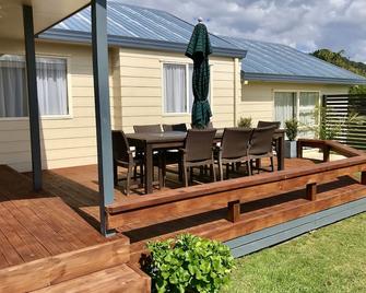 Relaxing beach vacation - beautiful, quiet and clean - Hahei - Patio