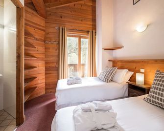 Chalet Lea-Courchevel, La Tania-12 Pax./ 6 Rooms. - Planay - Chambre