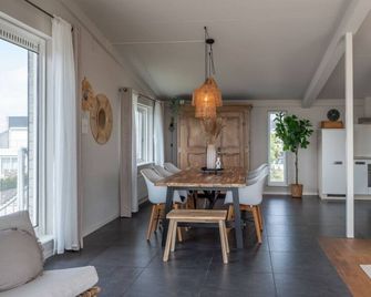 Water Villa Kortgene by Veerse Meer, Cle - Kortgene - Dining room