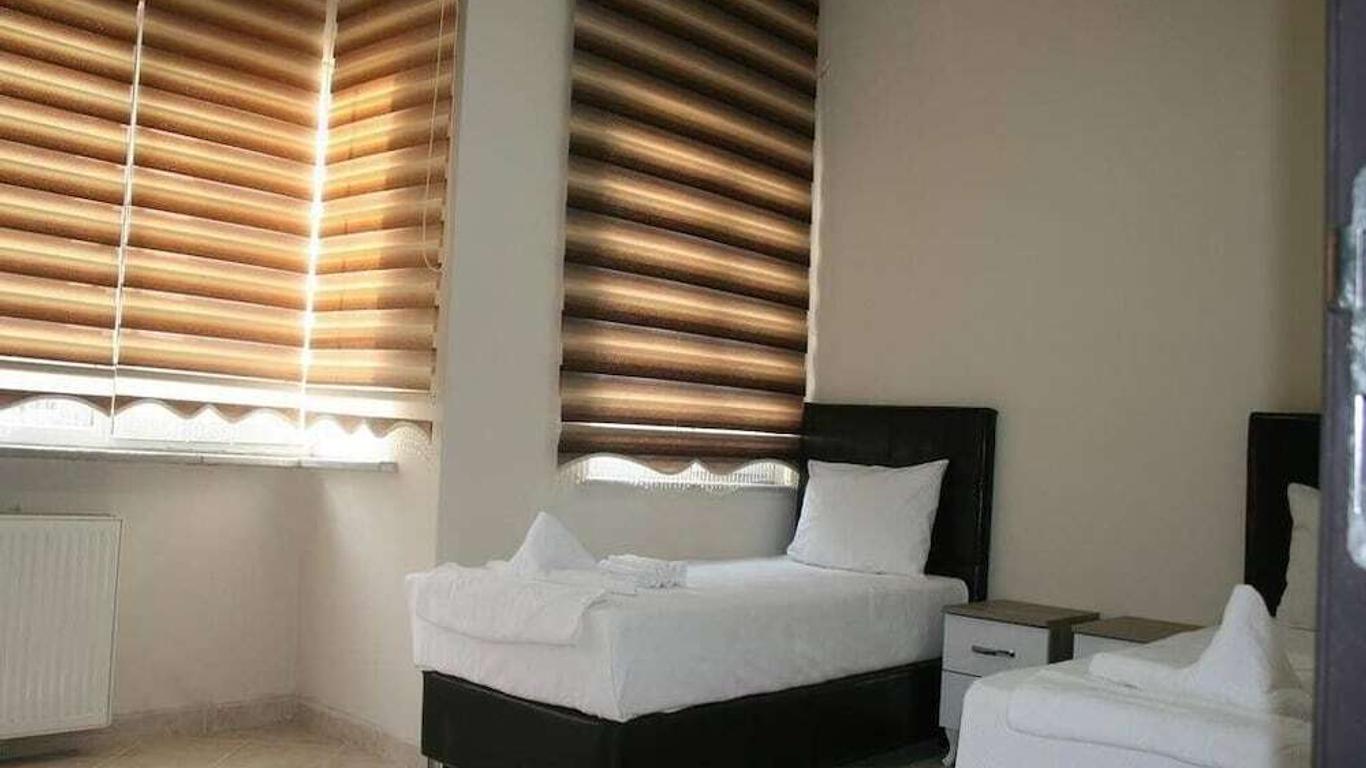 Hotel Kiwi