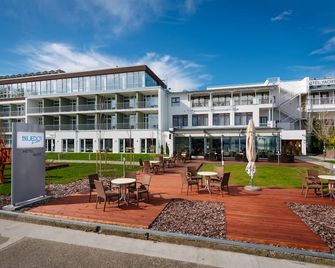 Hotel Yacht Wellness & Business - Siófok - Building