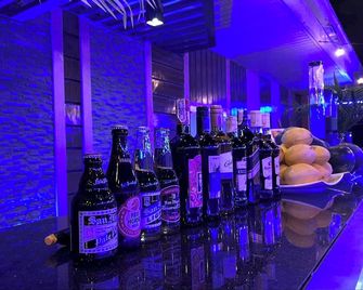 Bergamo Hotel Lingayen - Lingayen - Bar