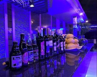 Bergamo Hotel Lingayen - Lingayen - Bar