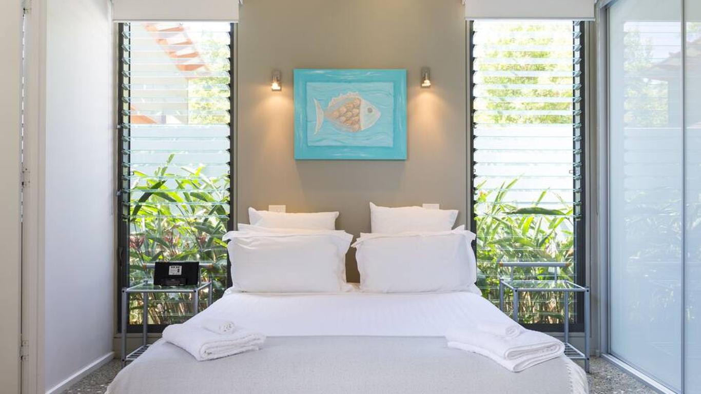 By the Beach B&B Self Contained Apartments