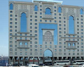 Al Madinah Harmony Hotel - Medina - Building