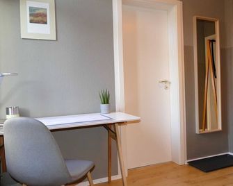 Ferienwohnung am Stadthafen - Schwerin - Zimmerausstattung