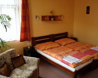 Hotel Jaro - Mělník - Habitación