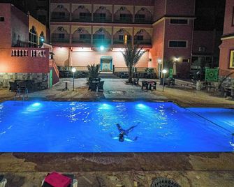 Hotel La Vallee Des Kasbahs Chez Ilyas - Tinghir - Zwembad