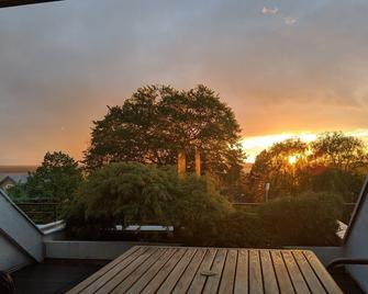 Apartment In Herrsching With Terrace And Ammersee View - Herrsching am Ammersee - Außenansicht