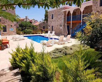 La Petra Datca - דטקה - בריכה