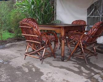 Quest Resort - Nakuru - Patio