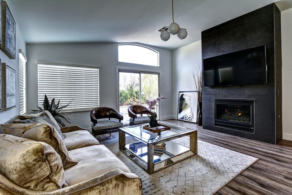 Monthly 1 Story, 3 Bdr Gorgeous Home Summerlin Pet Friendly - לאס וגאס - סלון