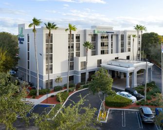 Holiday Inn Express & Suites Kendall East - Miami By IHG - Kendall - Gebouw
