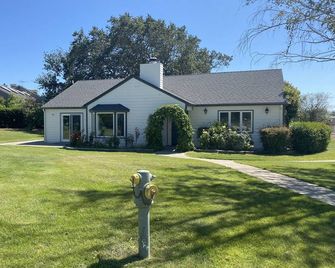 Magical Equestrian Ranch in Santa Barbara Wine Country. Visit Lone Sheep Ranch. - Santa Ynez - Budova