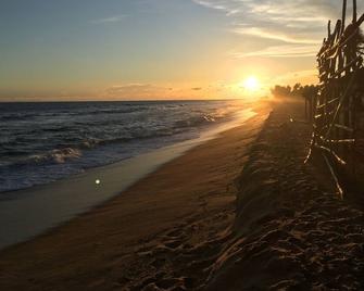 Lamistad, Entre la Lagune et la Plage de Ouidah ! - Ouidah