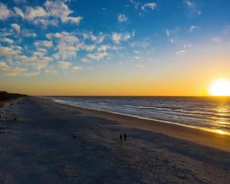 2410 Lighthouse Tennis at The Sea Pines Resort - Hilton Head Island - Playa